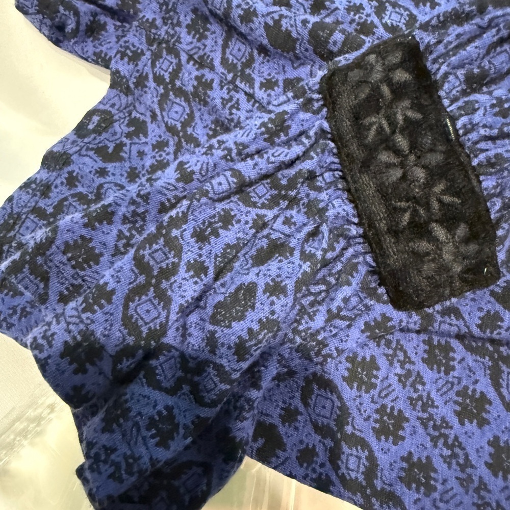 Lucky Brand Navy Blue Boho Print Blouse XL - Black Velvet Neckline - Picture 5 of 5